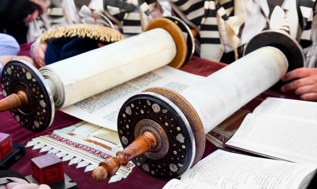OLD & NEW COVENANT OR DEAD AND RESURRECTED COVENANT?